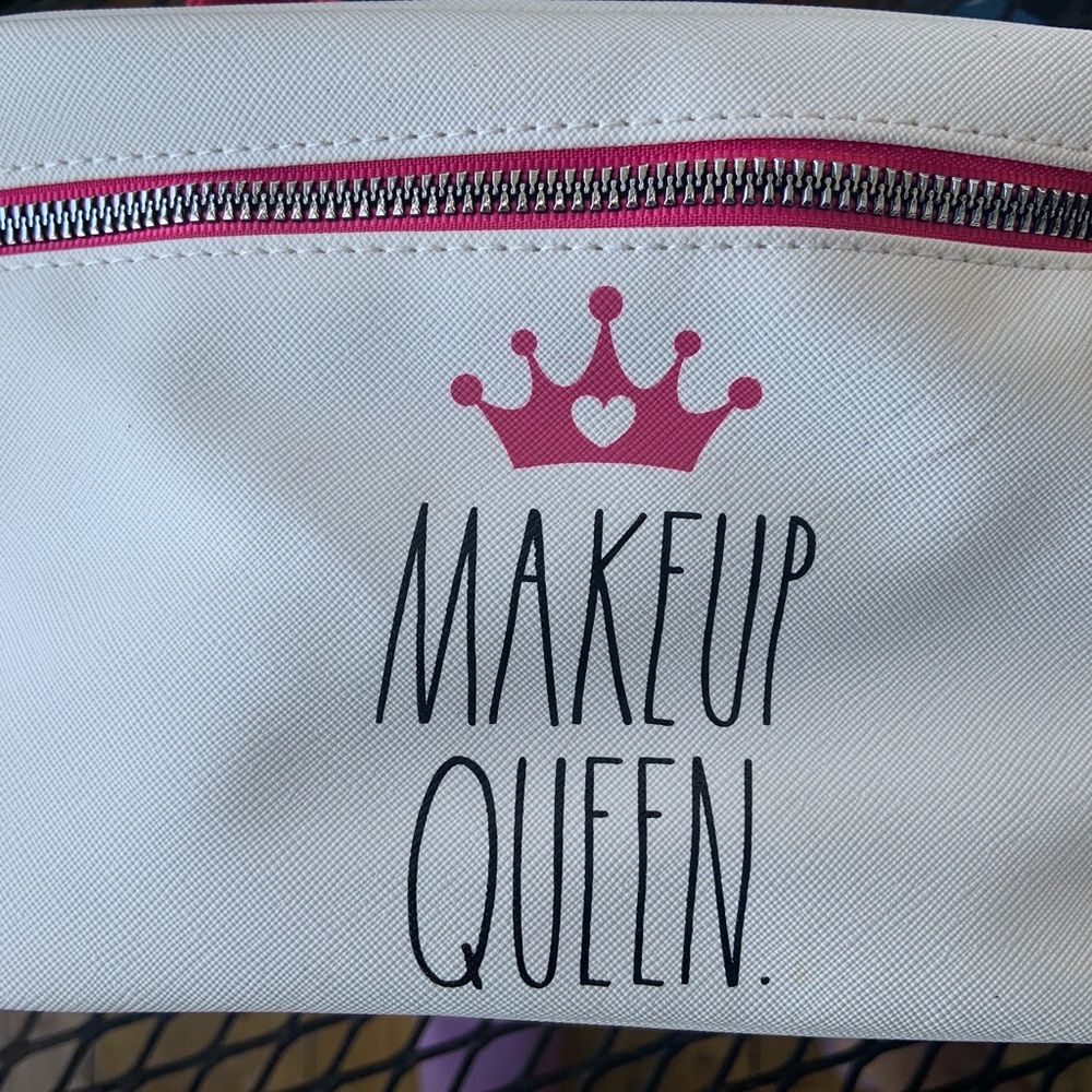 New! Rae Dunn Cosmetic/Makeup Bag - Picture 1 of 5